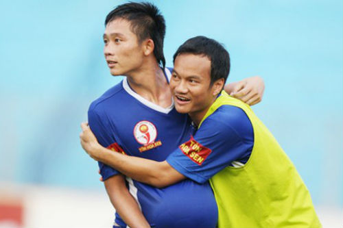 Suất dự V-League 2013 của Hà Nội: 99% sẽ thuộc về Quảng Nam