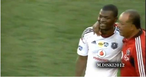 Pha bóng cố tình triệt hạ của quý đối phương