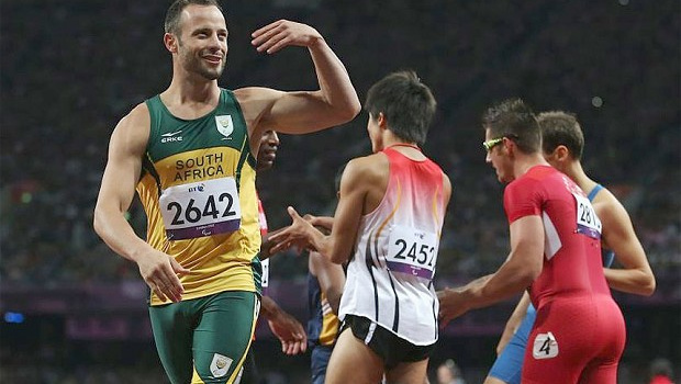 Pistorius lên tiếng xin lỗi