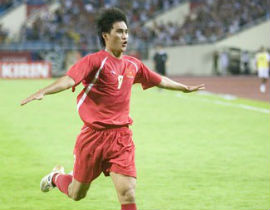 Video giao hữu: Bàn thắng mở tỉ số của Lê Công Vinh (Việt Nam 2-0 Malaysia)