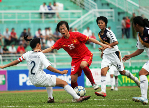Nữ Việt Nam tái đấu Myanmar ở chung kết AFF Cup