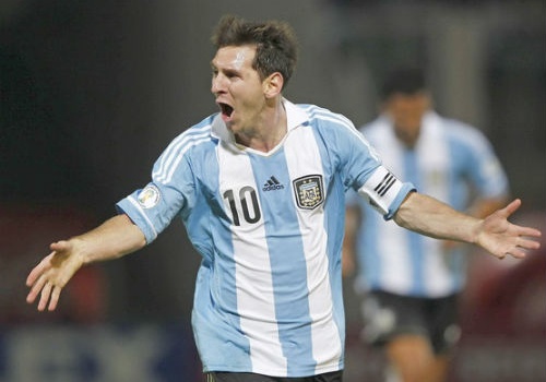 Chấm điểm Argentina 3-0 Uruguay: Siêu nhân Messi vượt trên tất cả