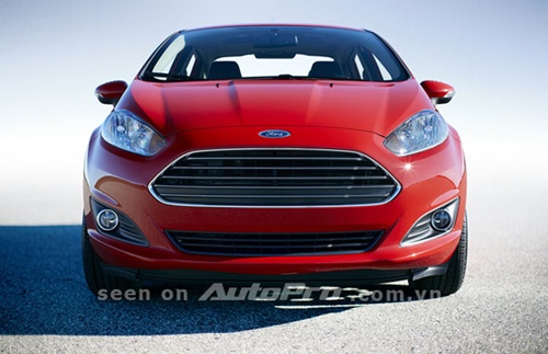 Ford Fiesta 2014: Tiện nghi hơn hẳn