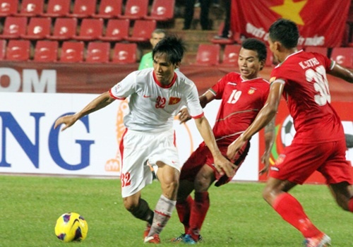 Tiếng nói CĐV: Đội tuyển Việt Nam đá thế nào cho dân sướng?