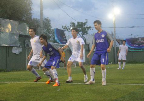 Giải bóng đá Hữu Liên mở rộng 2012: Minh Hữu Liên và Sacombank, trận cầu sinh tử