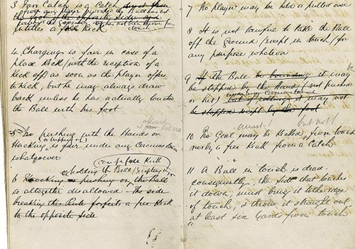 13 điều luật đầu tiên của bóng đá thế giới