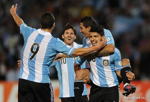 Thụy Điển (2-3) Argentina: Mê đắm điệu Tango