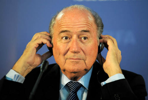 Chủ tịch FIFA cũng là... kịch sĩ