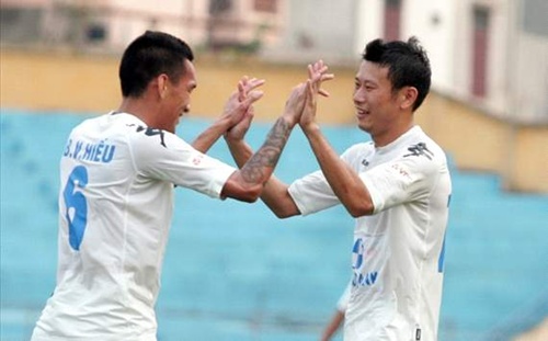 Hà Nội T&T 3-3 K.Kiên Giang (pen 5-3): Chủ nhà nhọc nhằn bước tiếp