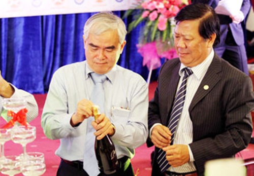 Công bố ứng viên ghế chủ tịch Liên đoàn bóng đá Việt Nam: Nhắm mắt chọn chủ tịch