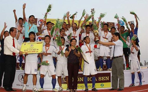 Thắng Sông Lam Nghệ An, Khánh Hòa lần đầu vô địch U19 quốc gia