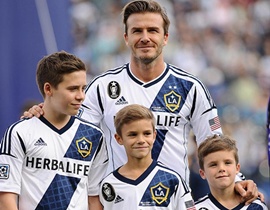 5 trường hợp con ‘xách dép’ cha trong làng bóng đá thế giới