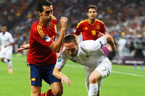 Bảng xếp hạng FIFA tháng 04/2013: Tụt 3 bậc, Việt Nam vẫn vô đối Đông Nam Á