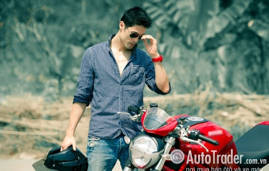 Johnny Trí Nguyễn phong trần