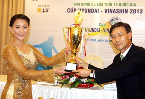 50 triệu đồng cho đội vô địch giải U15 Quốc Gia