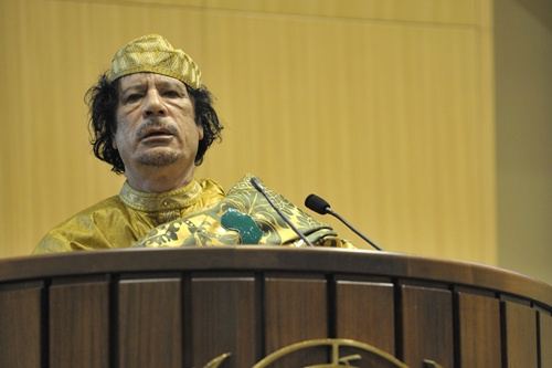 Câu chuyện bóng đá: Thôn tính M.U bất thành, Gaddafi hụt nốt Liverpool và Crystal Palace