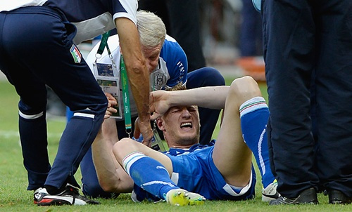 Italia và vấn nạn chấn thương: Lấy người đâu mà đá?