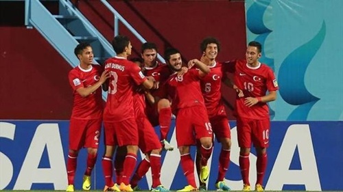 01h00 ngày 26/06, U20 Thổ Nhĩ Kỳ vs U20 Colombia: Chủ nhà giành vé sớm