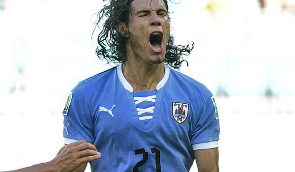 Thất bại không thể làm Cavani kém vui hơn