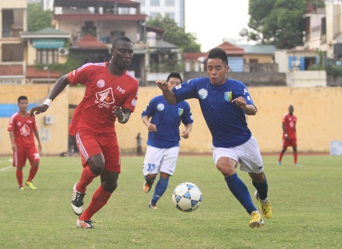 CLB Hà Nội chính thức trụ hạng