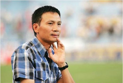 HLV Triệu Quang Hà tổ chức giải bóng đá phủi