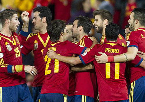 Tây Ban Nha 2-1 Belarus: Xavi và Negredo lập công