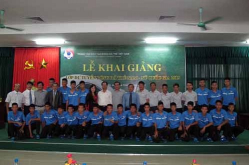 Hãy biết xót tiền của dân!