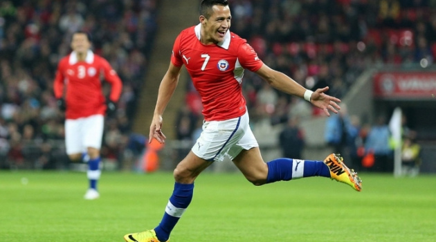 Anh 0-2 Chile: Alexis Sanchez tái lập lịch sử