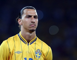 Video play-off World Cup: Bàn thắng cân bằng tỷ số 1-1 của Zlatan Ibrahimovic cho Thụy Điển vs Bồ Đào Nha