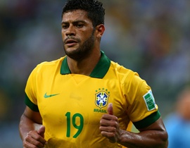 Video giao hữu: Hulk sút chéo góc mở tỉ số 1-0 (Brazil - Chile)