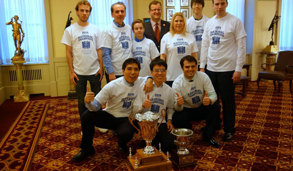 Quang Liêm đăng quang cùng ĐH Webster