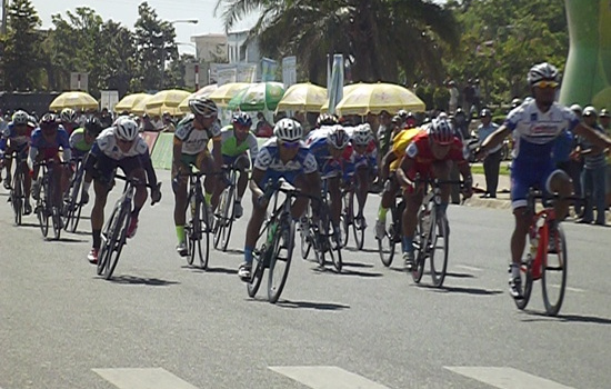 Giải xe đạp Cúp truyền hình TP.HCM 2014: Chặng 5 – Lê Văn Duẩn không có đối thủ