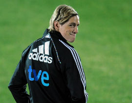 Video: Những khoảnh khắc hài hước của Ronaldo, Ibrahimovic, Torres