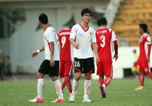 Các CLB ở Việt Nam quản lý chặt cầu thủ mùa World Cup