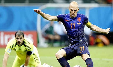 Khoảnh khắc World Cup: Thất bại choáng váng của người Tây Ban Nha (2014)