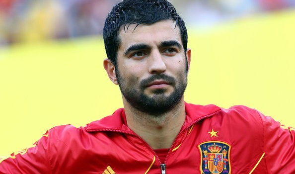 Fan Việt gửi thư cho Raul Abiol phản ứng vụ mỉa mai Việt Nam