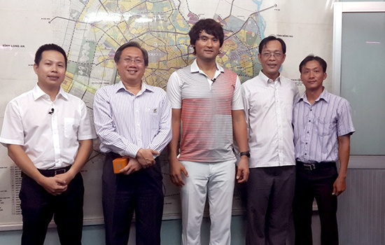 Huyền thoại bóng chày Hàn Quốc đến Việt Nam