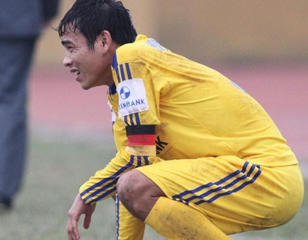 Sau scandal “say thuốc”, trung vệ nổi danh một thời Nguyễn Huy Hoàng chuyển hướng làm huấn luyện viên