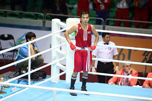 Môn boxing “dậy sóng” vì trọng tài