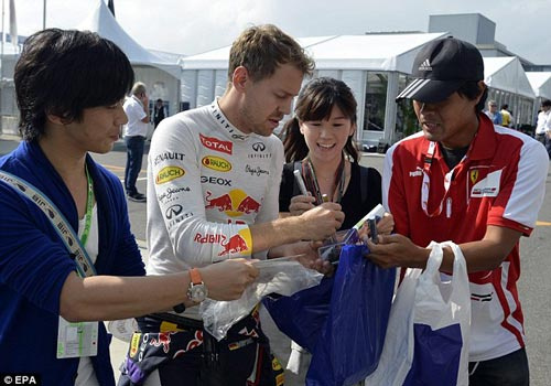 Tin sốc F1: Vettel tới Ferrari, nhận 50 triệu bảng/năm