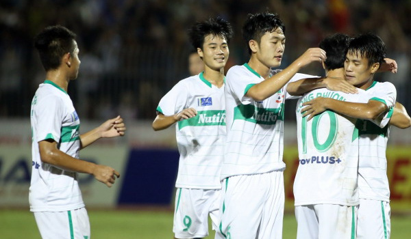 Công Phượng, Tuấn Anh vẫn còn cơ hội ra... biển lớn