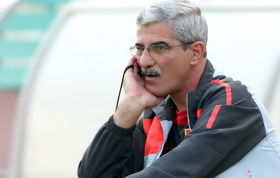 Ông Miura khác và giống HLV Riedl, Calisto thế nào