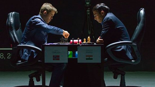Anand chưa thể rút ngắn cách biệt với Carlsen