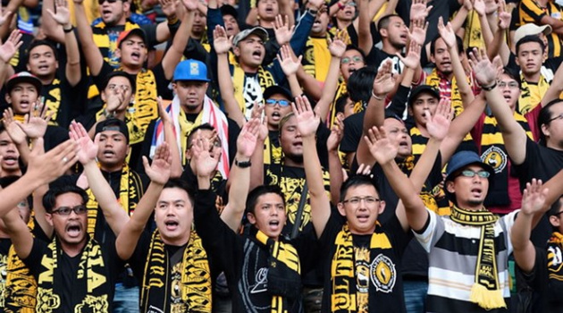 NHM Malaysia bị ngăn cản vào Singapore cổ vũ đội nhà