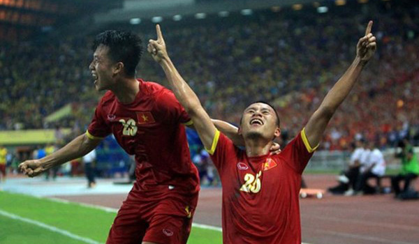 Huy Toàn: Từ thất nghiệp đến “đấu sĩ” làm câm lặng 80.000 CĐV