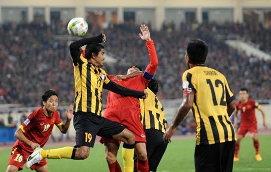 Việt Nam 2-4 Malaysia: Nhập cuộc sai lầm và yếu bóng vía