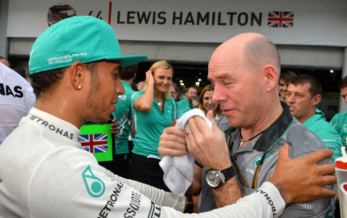 Lewis Hamilton mất cộng sự thân tín tại Mercedes