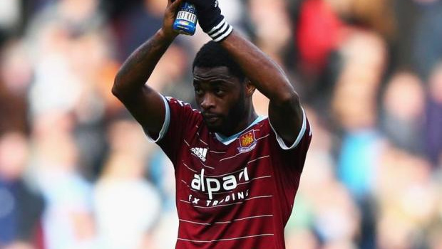 Cựu sao Arsenal bất ngờ chia tay ĐTQG