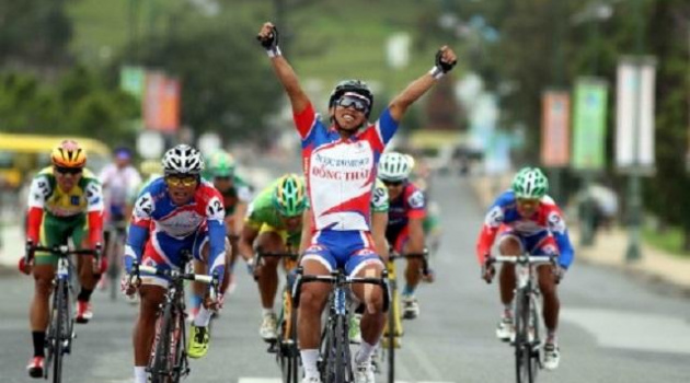 Làng xe đạp Việt Nam liên tiếp nhận tin HLV, VĐV xin nghỉ
