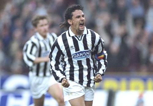 Roberto Baggio và bản tình ca trên những phím đàn đen trắng